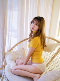 Heichuan - NO.035 Year Up That Girl - Yellow Sweater(2)